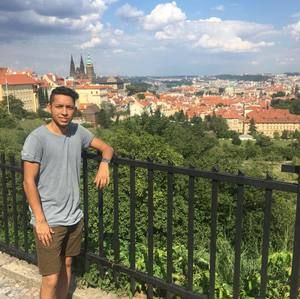 Meet your Posher, Camilo